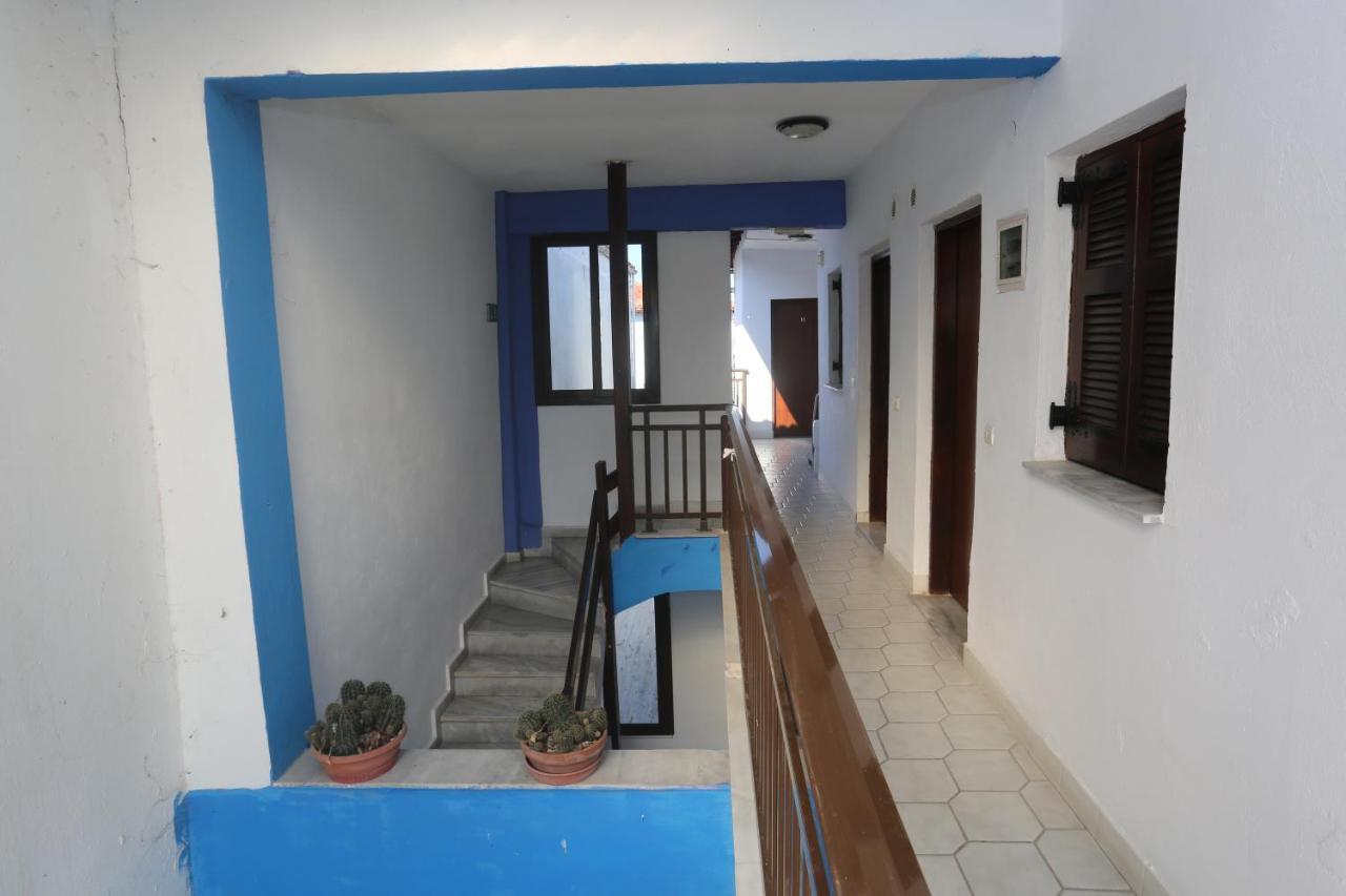Apartments Villa Castor Pefkochori Esterno foto